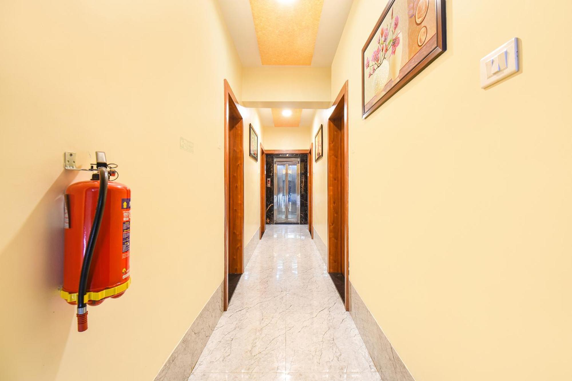 פונה Fabhotel Prime Kharadi Residency - Nr Lohgaon מראה חיצוני תמונה